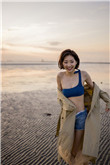 短发女生