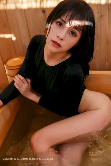 美女被c网站